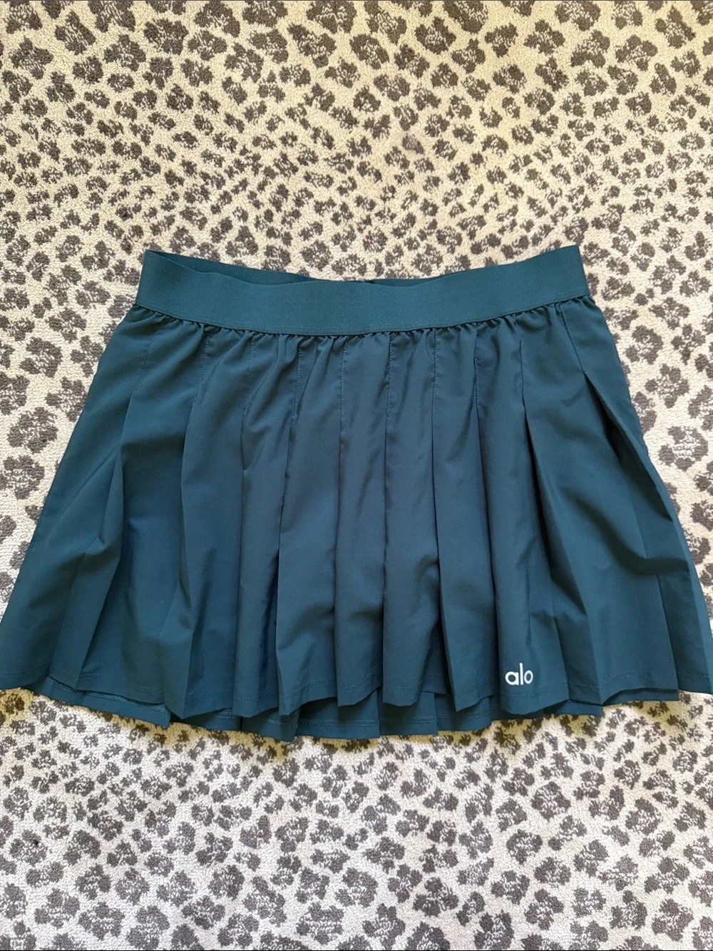 ALO Yoga Teal Pleated Skater Skirt with White Logo